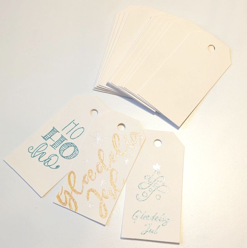 Gavemærker, offwhite manillamærker inkl. skabeloner