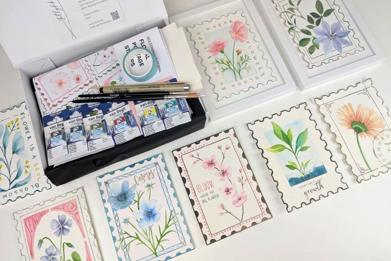Floral Postage Stamps - akvarelkit